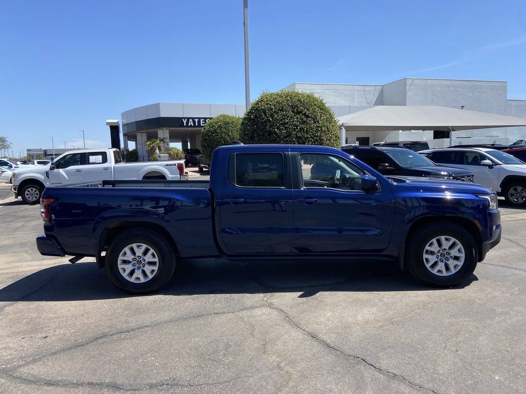 2023 Nissan Frontier SV