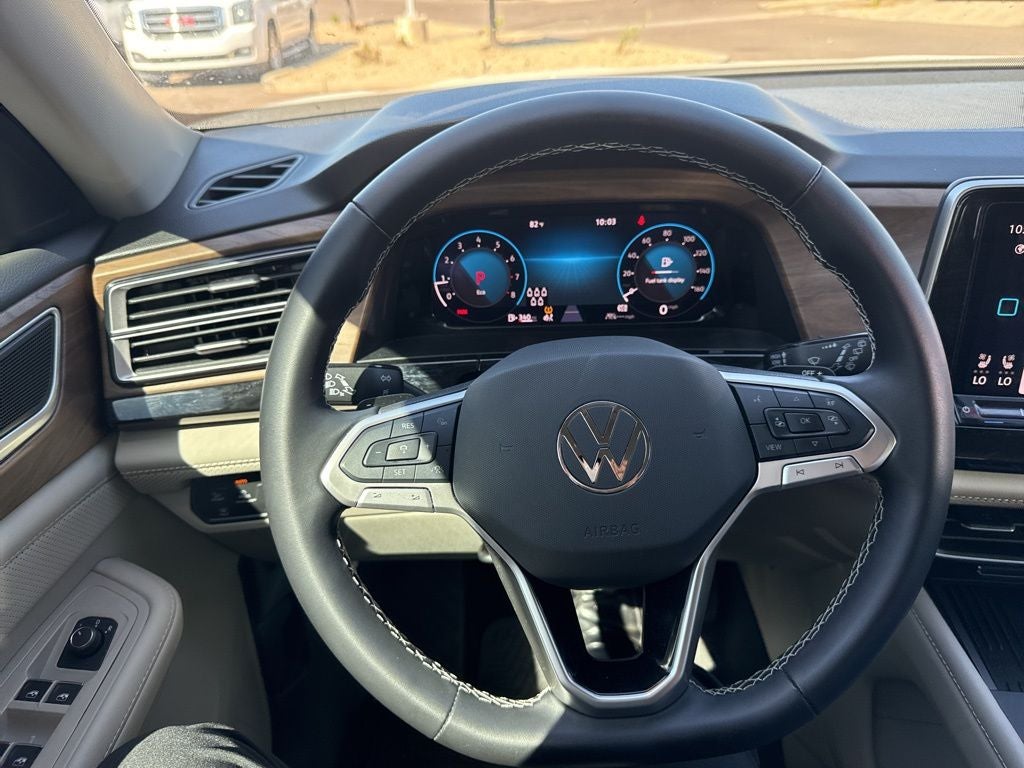 2025 Volkswagen Atlas 2.0T SE