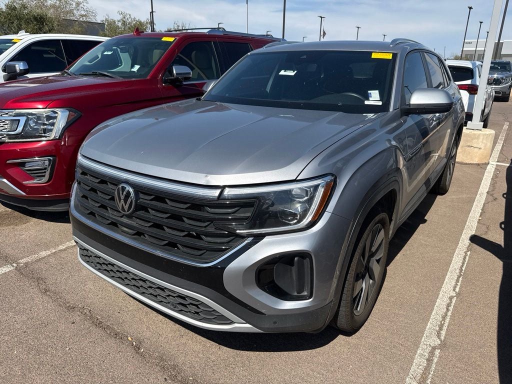 2024 Volkswagen Atlas Cross Sport 2.0T SE w/Technology