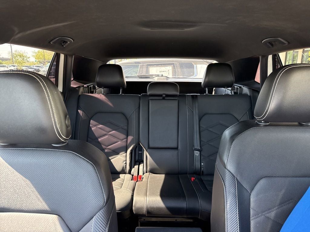 2025 Volkswagen Atlas Cross Sport SE w/Tech - Photo 11