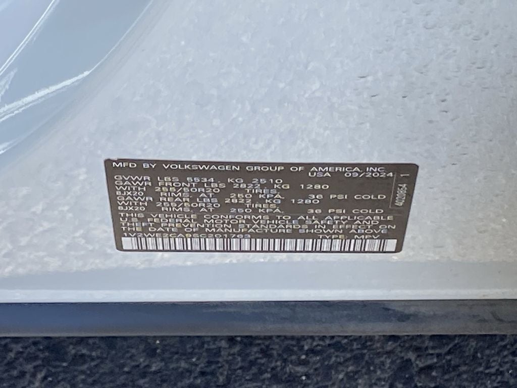 2025 Volkswagen Atlas Cross Sport SE w/Tech - Photo 29