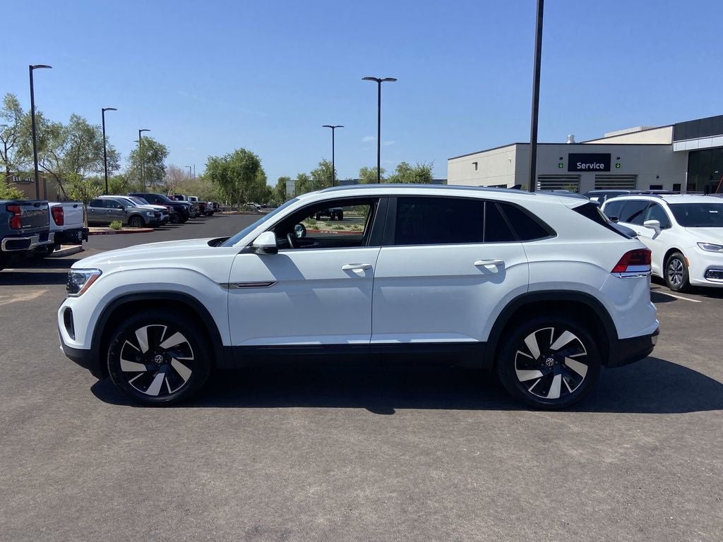 2025 Volkswagen Atlas Cross Sport 2.0T SE w/Technology