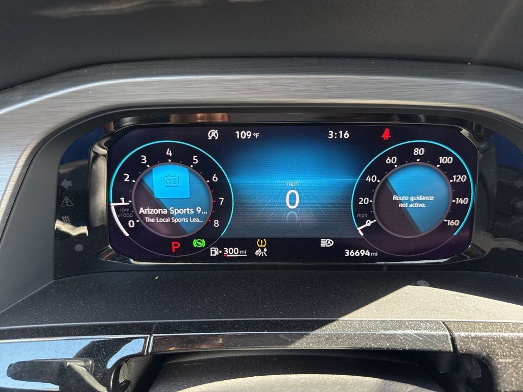 2025 Volkswagen Atlas Cross Sport SE w/Tech - Photo 6