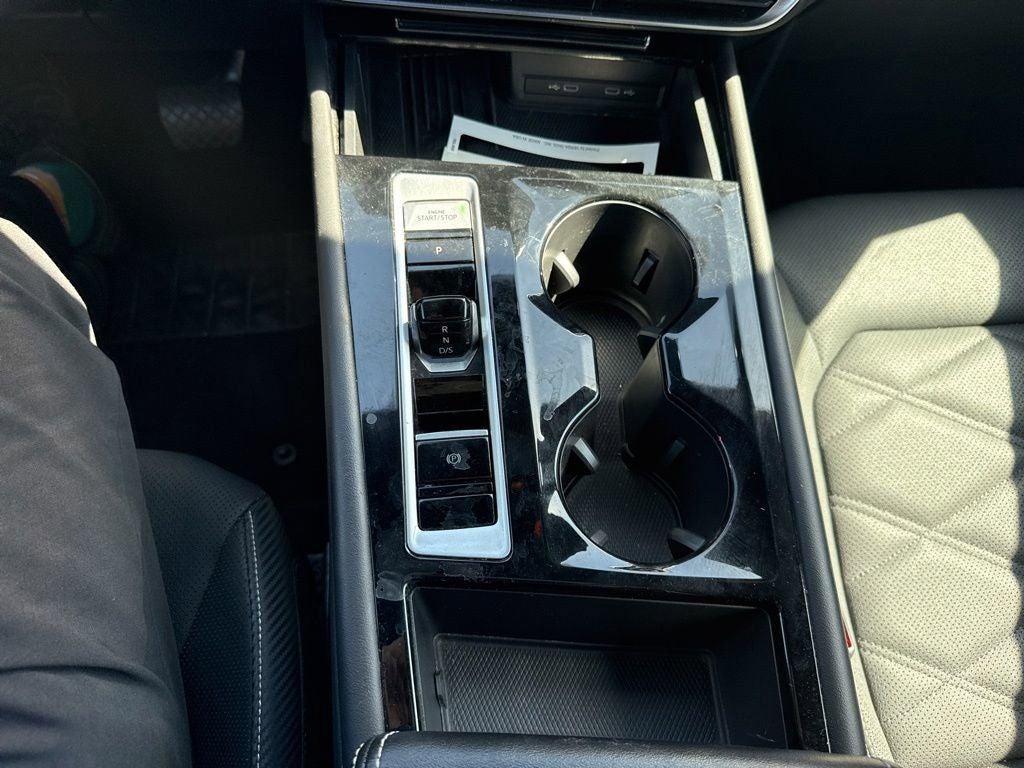 2025 Volkswagen Atlas Cross Sport SE w/Tech - Photo 9