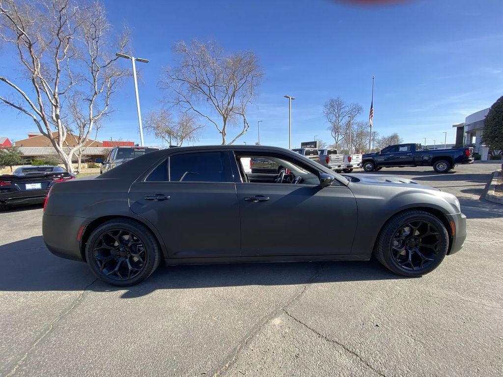 2022 Chrysler 300 Touring