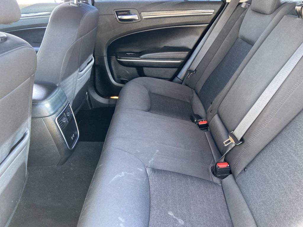 2022 Chrysler 300 Touring