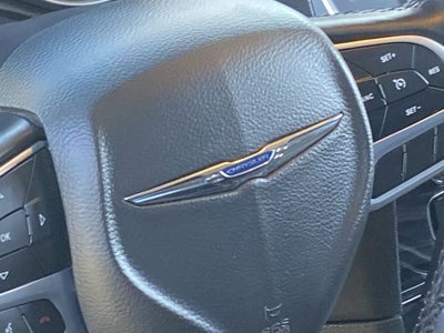 2022 Chrysler 300 Touring