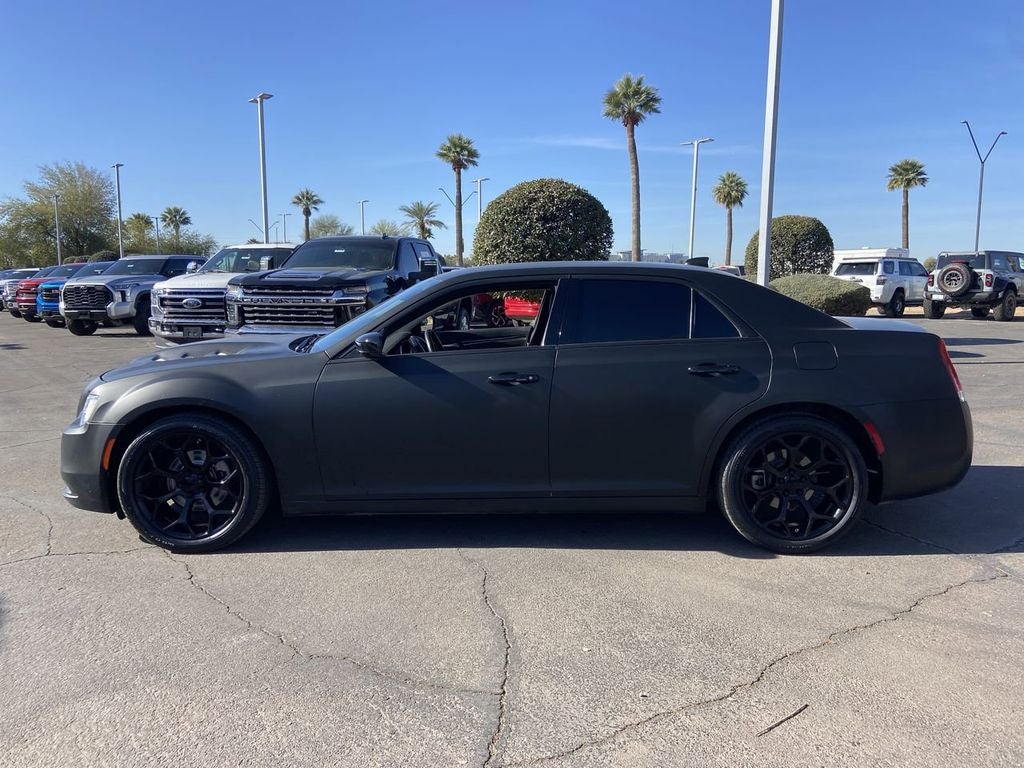 2022 Chrysler 300 Touring