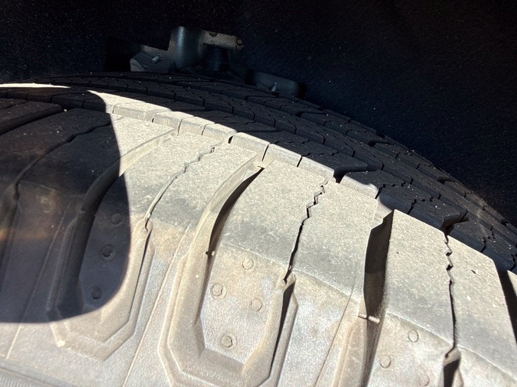 2023 Ford Edge SE