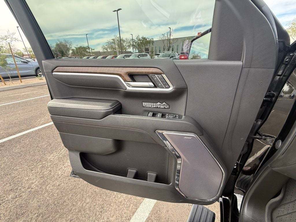 2023 Chevrolet Silverado 1500 High Country