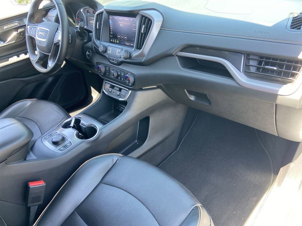 2024 GMC Terrain AT4