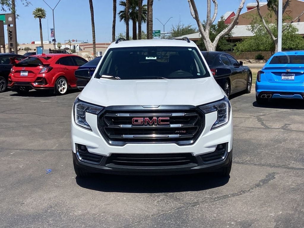 2024 GMC Terrain AT4