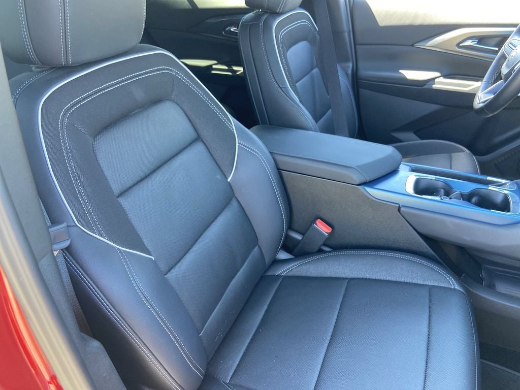 2025 Chevrolet Equinox EV LT 2