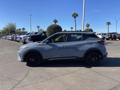 2021 Nissan Kicks SR
