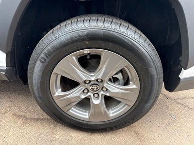 2024 Toyota RAV4 Hybrid XLE