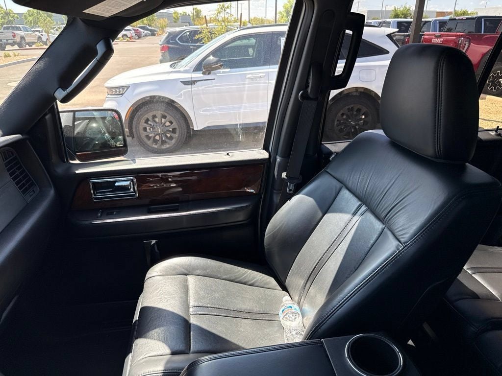 2016 Lincoln Navigator Select
