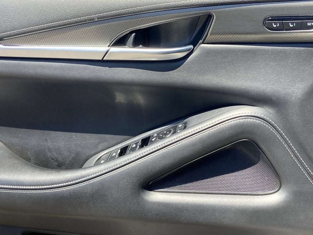 2022 INFINITI QX60 LUXE