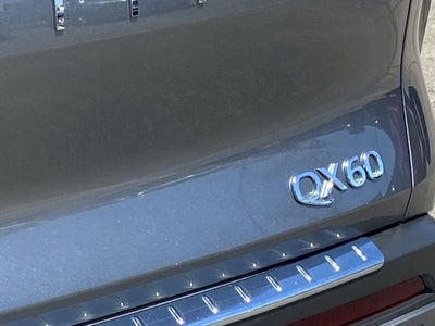 2022 INFINITI QX60 LUXE