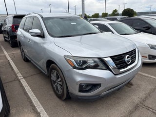 2020 Nissan Pathfinder SV