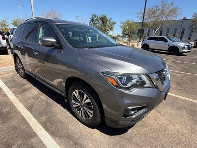 2017 Nissan Pathfinder S