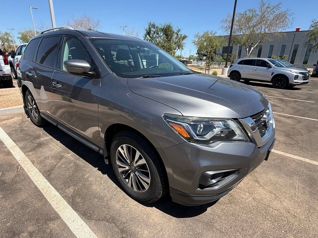 2017 Nissan Pathfinder S
