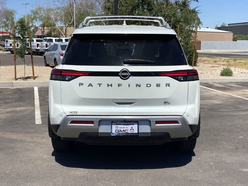 2024 Nissan Pathfinder SL