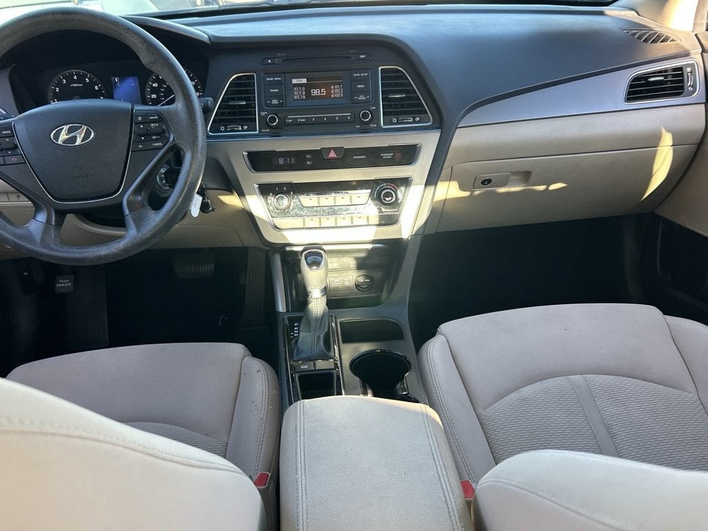 2017 Hyundai Sonata Base - Photo 13