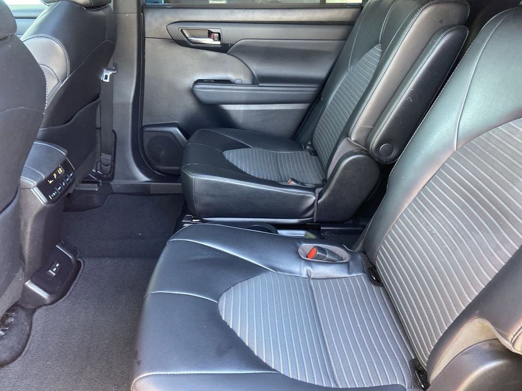 2022 Toyota Highlander XSE