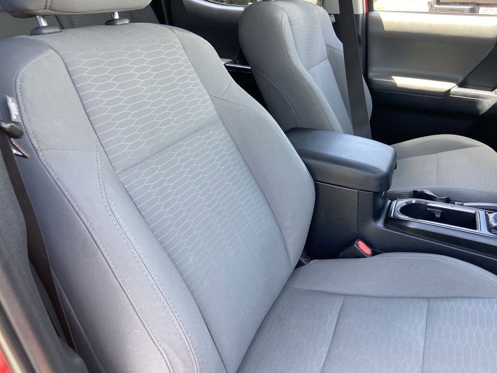 2018 Toyota Tacoma SR V6