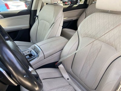 2020 BMW X7 xDrive40i