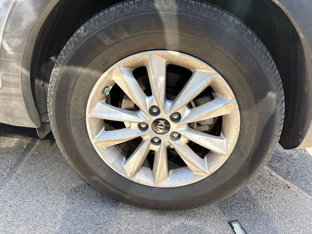 2020 Kia Sorento LX