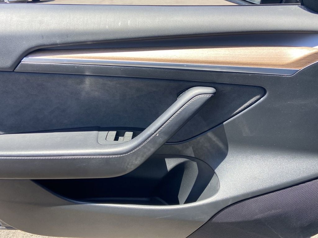 2023 Tesla Model 3 RWD