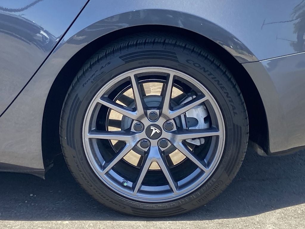 2023 Tesla Model 3 RWD