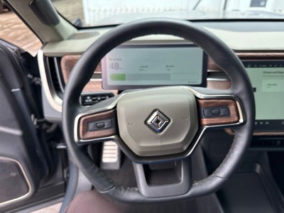 2024 Rivian R1S Adventure