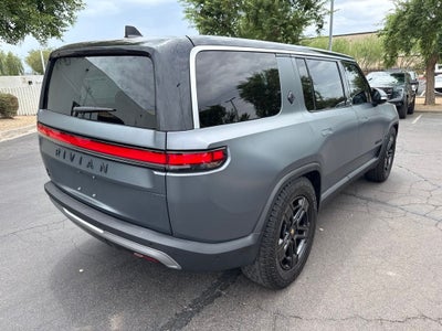2024 Rivian R1S Adventure