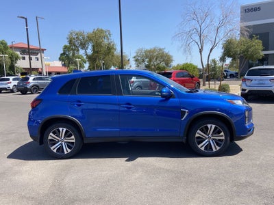 2027 Mitsubishi Outlander Sport Base