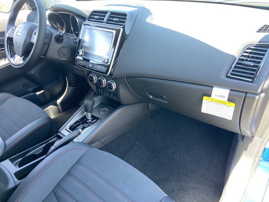 2027 Mitsubishi Outlander Sport Base