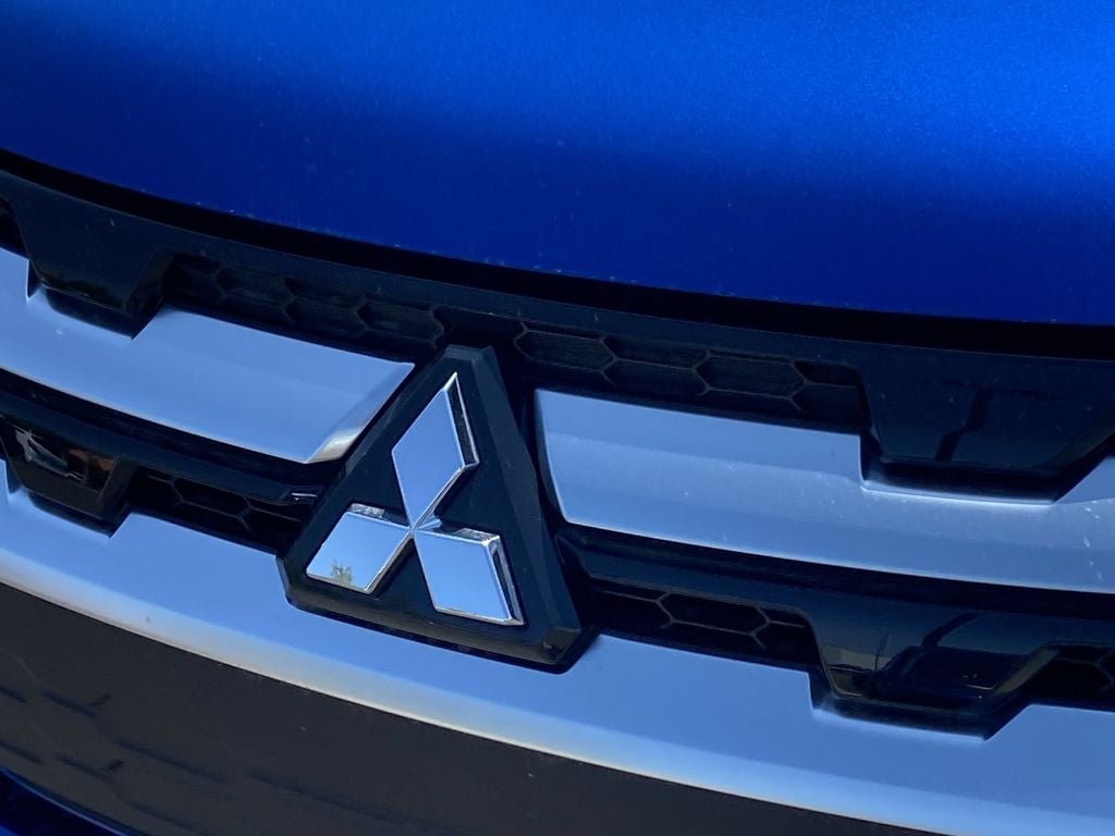 2027 Mitsubishi Outlander Sport Base