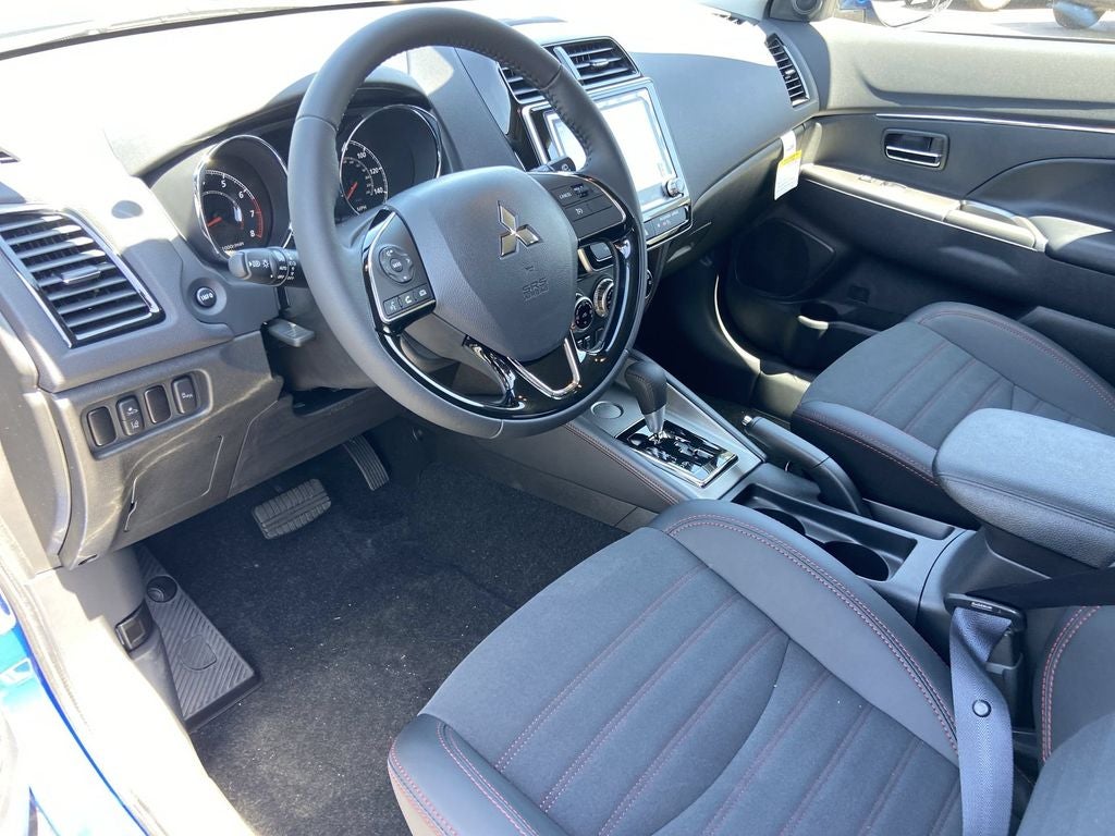 2027 Mitsubishi Outlander Sport Base