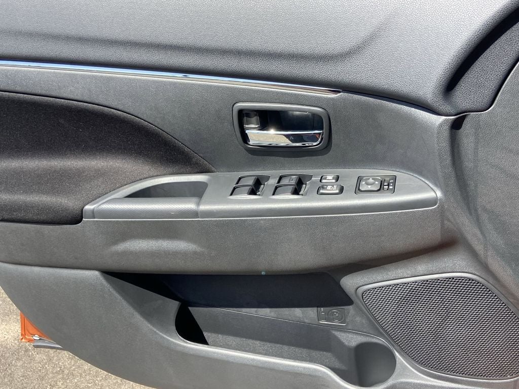 2026 Mitsubishi Outlander Sport 2.0 LE