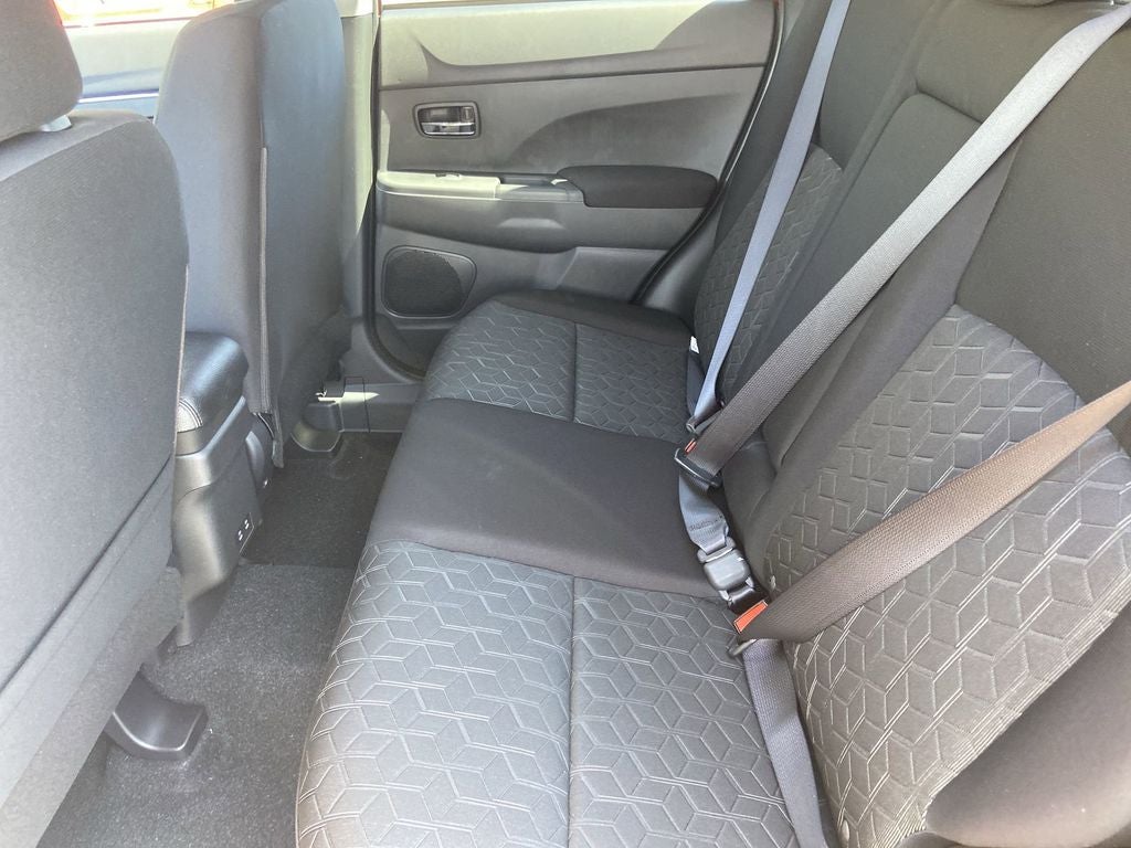 2026 Mitsubishi Outlander Sport 2.0 LE