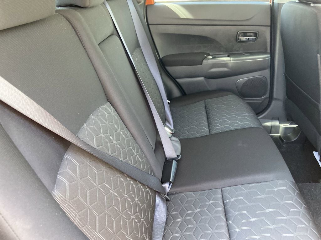 2026 Mitsubishi Outlander Sport 2.0 LE