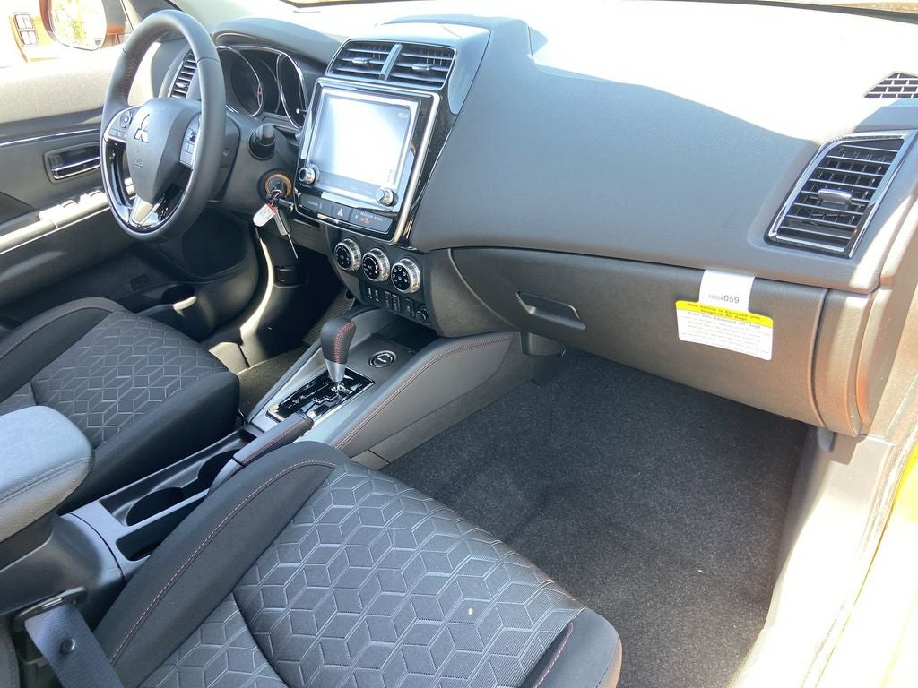 2026 Mitsubishi Outlander Sport 2.0 LE