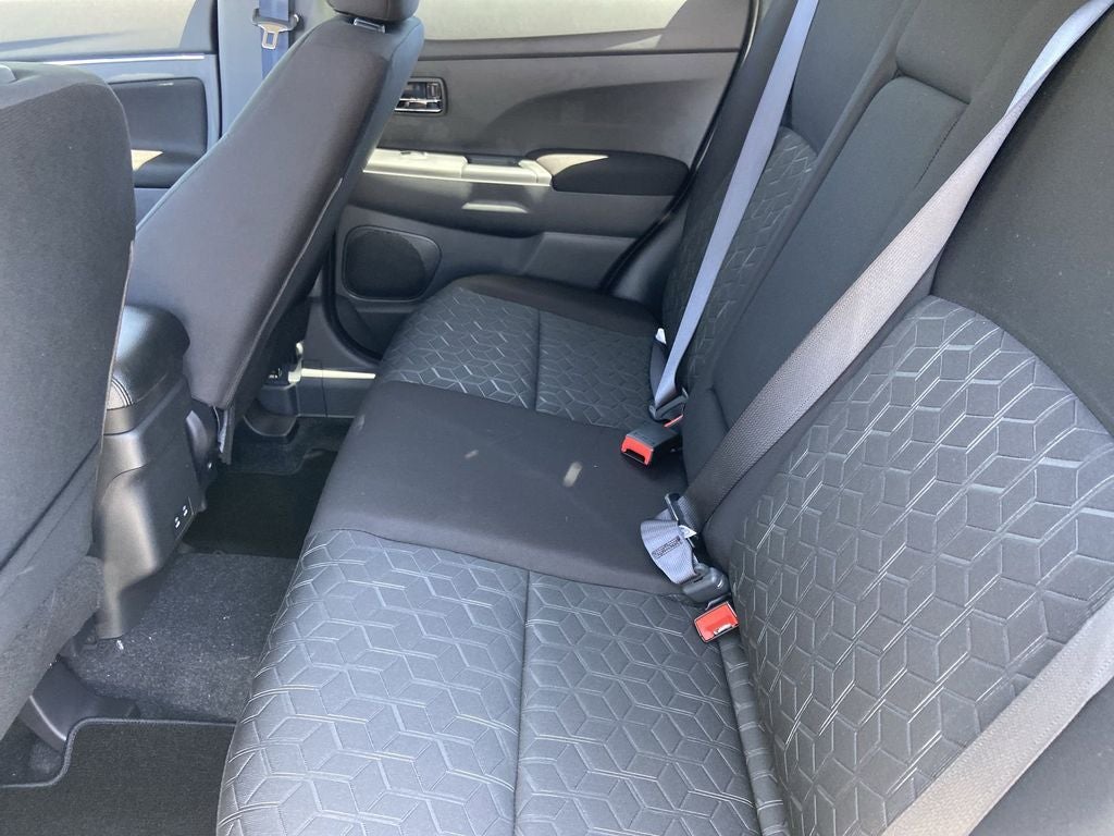 2026 Mitsubishi Outlander Sport 2.0 LE