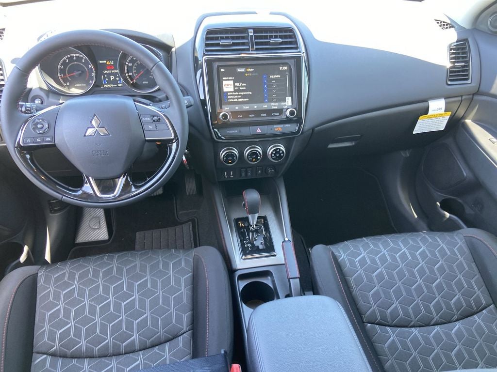 2026 Mitsubishi Outlander Sport 2.0 LE