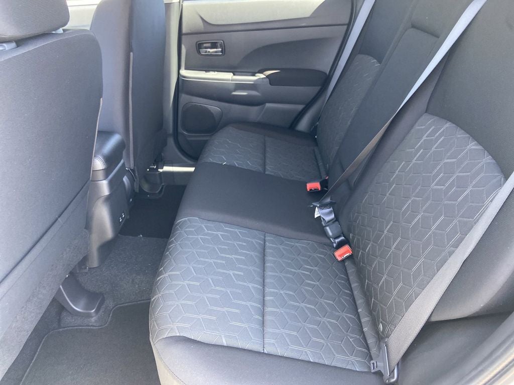 2026 Mitsubishi Outlander Sport 2.0 LE