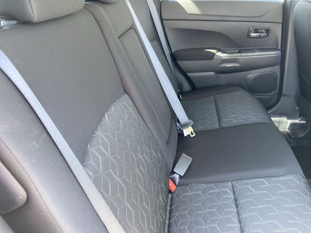 2026 Mitsubishi Outlander Sport 2.0 LE