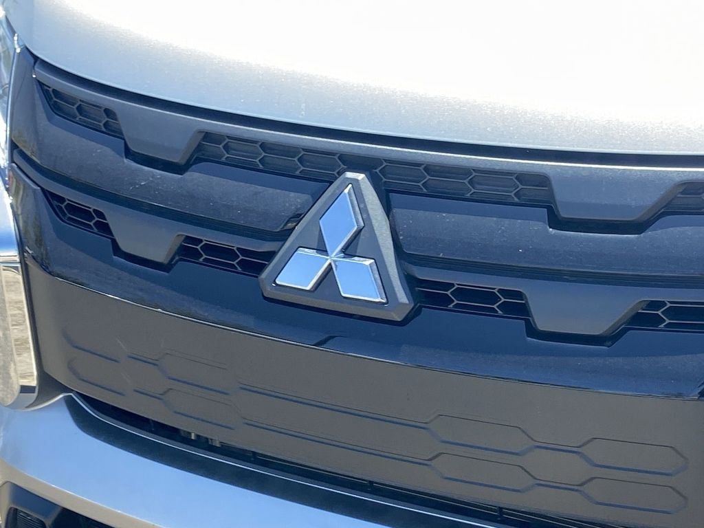 2026 Mitsubishi Outlander Sport 2.0 LE