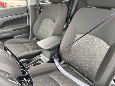 2026 Mitsubishi Outlander Sport 2.0 LE