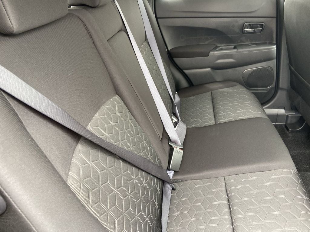 2026 Mitsubishi Outlander Sport 2.0 LE